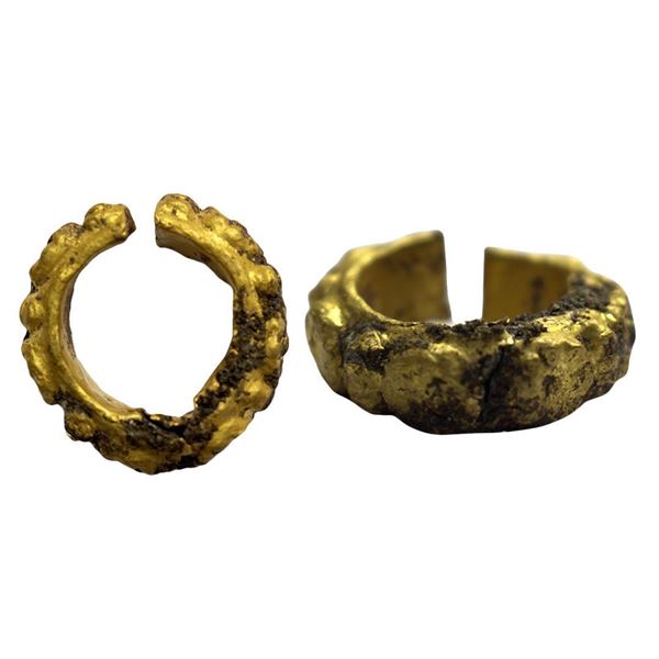 Ancient, Primitive Jewellery/Money, Gold Kundal, (c. 200-100 BC), xx.xx gms