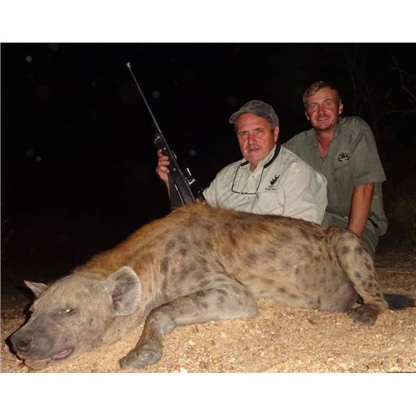 10-Day Cape Buffalo Hunt with Africa Hunting Safaris & 6-day conservation tour.