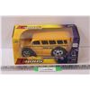 Image 1 : D-Rods Jada Toys "Skool Bus" DIV Cruizer Model Car in Box - 1:24 Scale