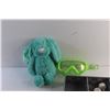 Image 2 : Wii World of Zoo Game, Tie, Swimming Goggles, Plush Bunny, Divided Basket and Peter S Beagle Book