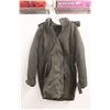 Image 1 : *Vero Moda Winter Parka - Size XL