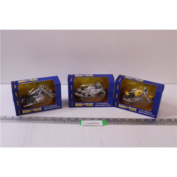 (3) Road & Track Die Cast Motorcycle Models - 1:18 Scale - (2) Triumph (1) Ducati - NIB