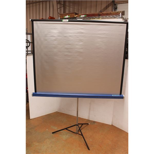*Projector Screen