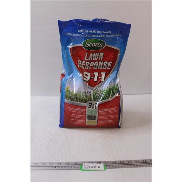 Scott's Lawn Response 9-1-1 Fertilizer/Grass Seed - 1/3 Full