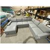 Image 5 : Thomasville Convertible Fabric Sectional with Storage Chaise
