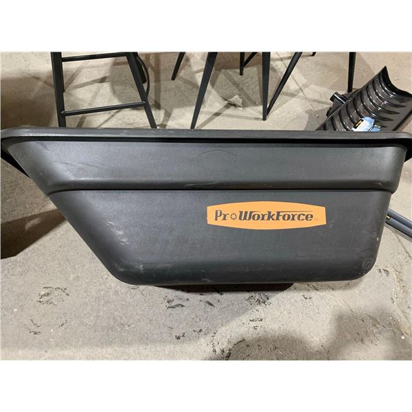 Pro WorkForce Wheelbarrow Bucket