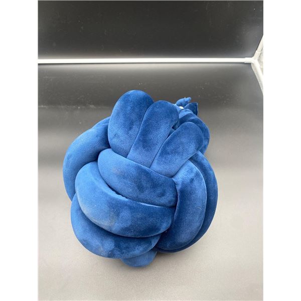 Hand Knot Cushion Sofa Throw Pillow Round Handmade Knotted Ball Car Bedding Stuffed Pillow Living Ro