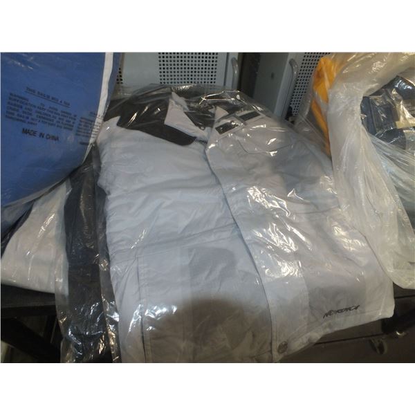 35pcs Of Assorted Clothing