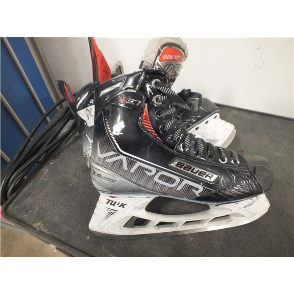 Bauer Vapor Ice Hockey Skates