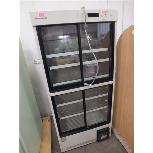 Panasonic Medi Cooler w/ Keys