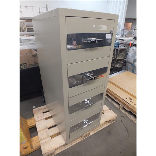 Fire Proof Safe w/ Keys