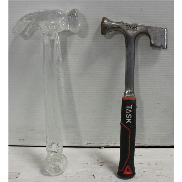 BOX WITH A GLASS HAMMER AND A STEEL HAMMER