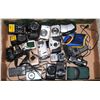 Image 1 : LARGE LOT OF ASSORTED CAMERAS & ACCESSORIES