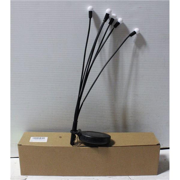 NEW 4PK SOLAR GARDEN FIREFLY LIGHTS