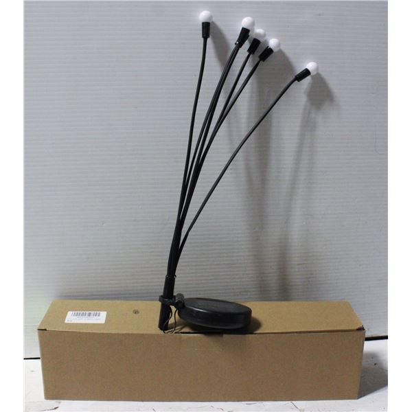 NEW 4PK SOLAR GARDEN FIREFLY LIGHTS