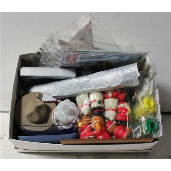 ESTATE MISC CHRISTMAS DECORATIONS