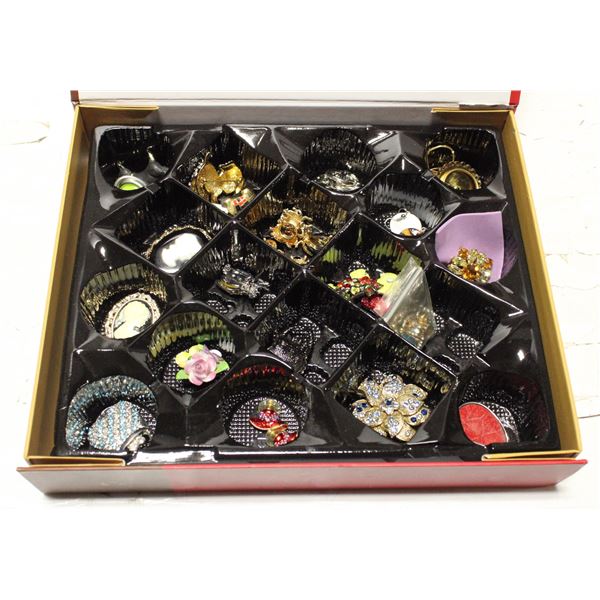 ASSORTMENT BROACHES, CAMEOS, PENDENTS, EARRINGS