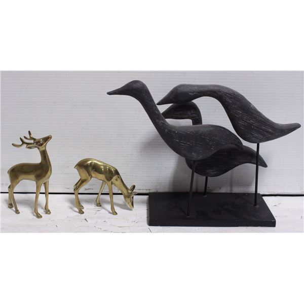 BOX DUCK AND DEER ORNAMENTS