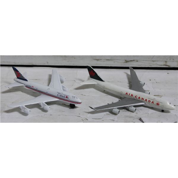 AIR CANADA METAL PLANES X 2