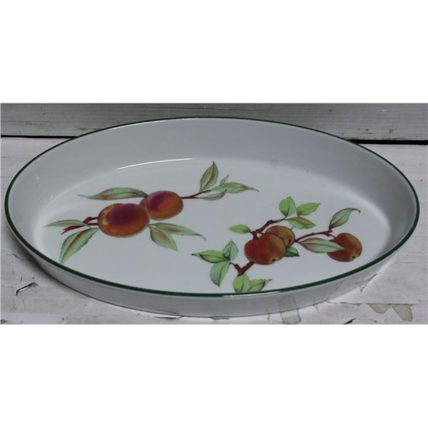 ROYAL WORCESTER OVEN TO TABLE DISH