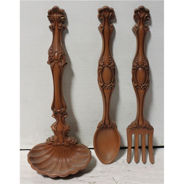 VINTAGE CERAMIC ARNERS WALLHANING - 3PCS - ESTATE