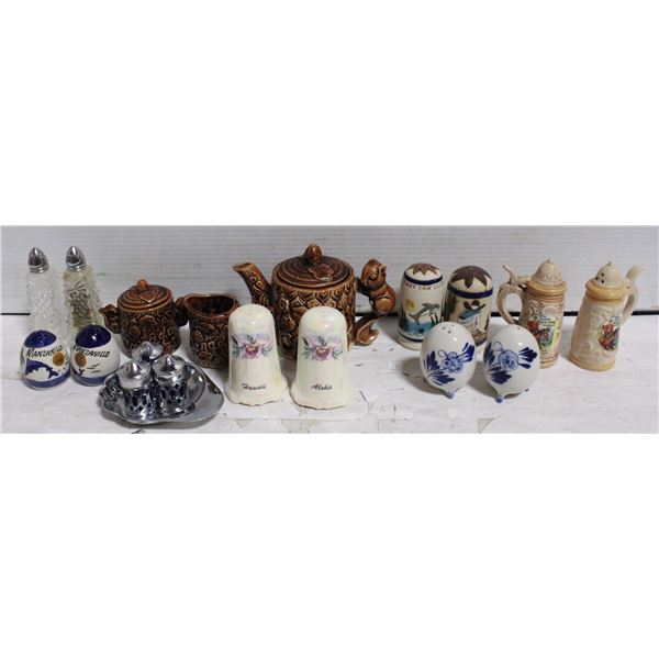 VINTAGE SALT & PEPPER SHAKERS & MORE - ESTATE