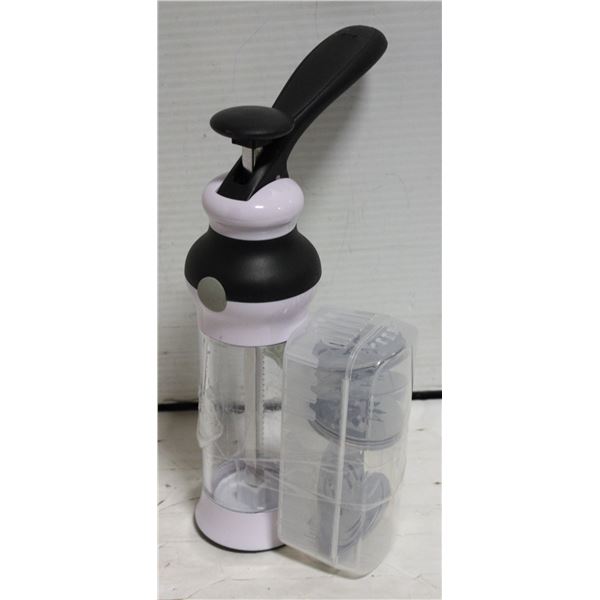 CAKE DECORATING TOOL WITH ACCESSORIES, UNUSED