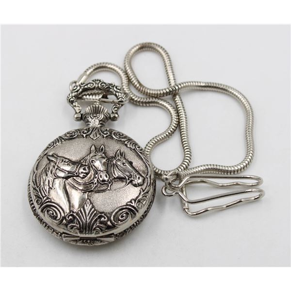 ESTATE HORSE POCKET WATCH IN SILVER /VELVET