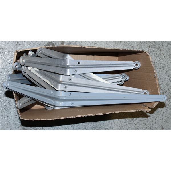 METAL SHELVING BRACKETS