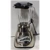Image 1 : OSTER BLENDER USED ONCE