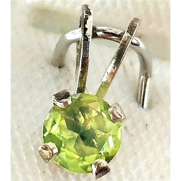 BZ2053-65C SILVER PERIDOT 0.31CT PENDANT
