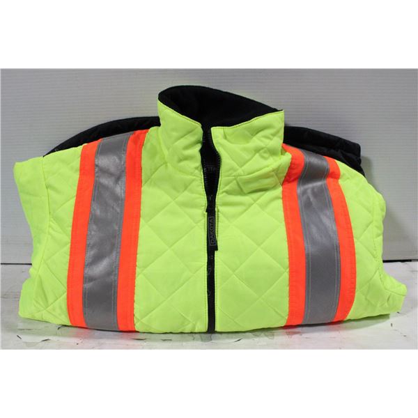 NEW DAKOTA SAFETY INSULATED JACKET. NO TAGS.