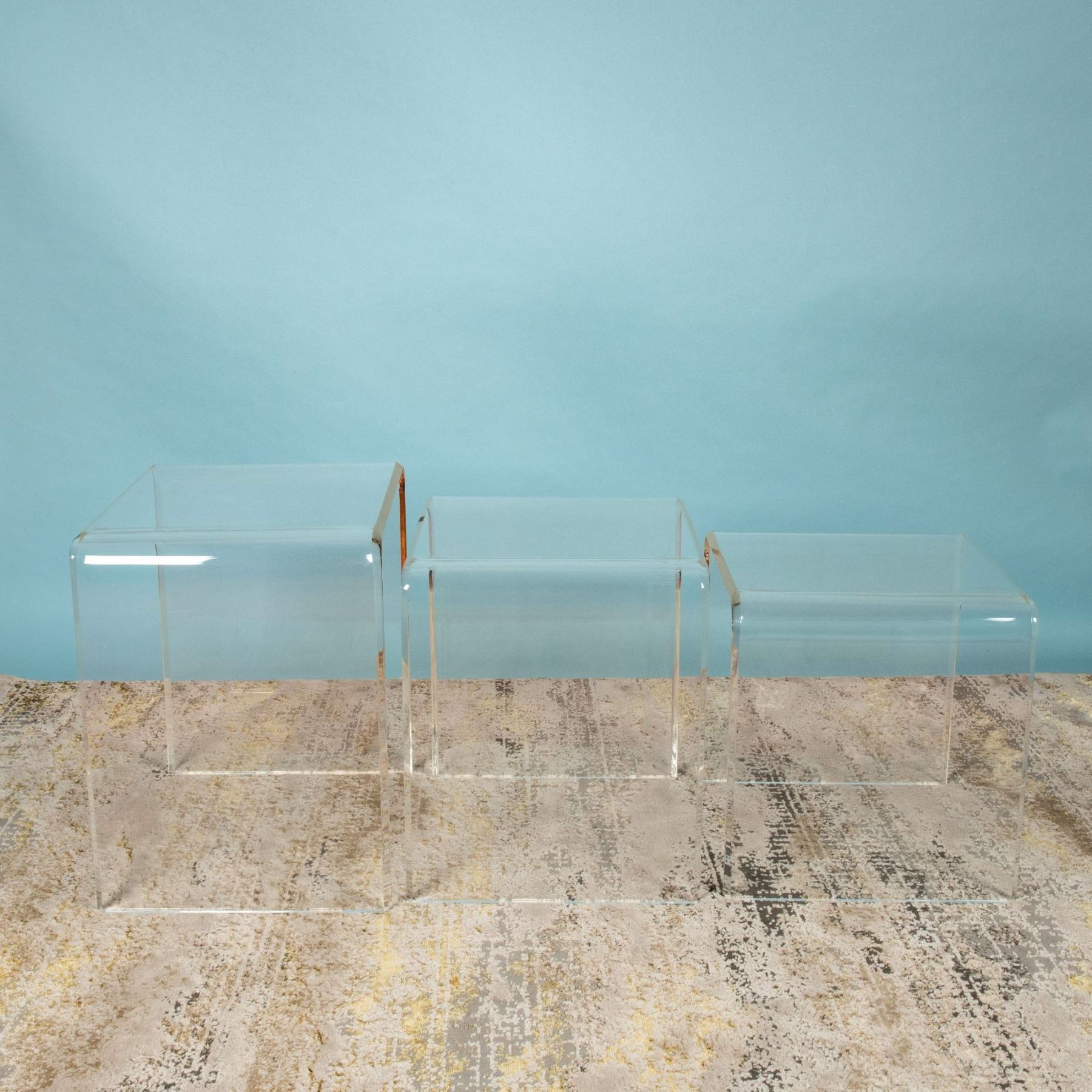 Lucite Table Translucent Set of 3 Mid-Century Modern Clear Lucite Nesting Tables