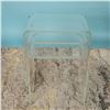 Image 11 : Set of 3 Mid-Century Modern Clear Lucite Nesting Tables