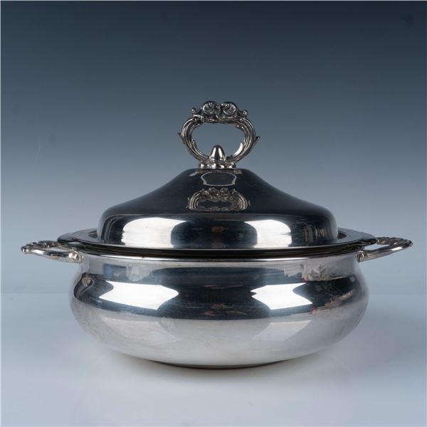 English Silver Mfg. Co. Leonard Silver Covered Casserole