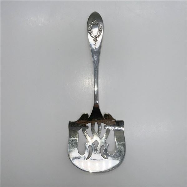 Lunt Silver Antique Sterling Tomato Server, Mount Vernon
