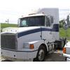Image 1 : VOLVO SLEEPER SEMI TRACTOR