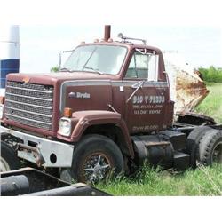 1980 BRUIN SEMI TRACTOR
