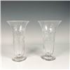 Image 2 : Pair of Clear Daisy Patterned Glass Vases