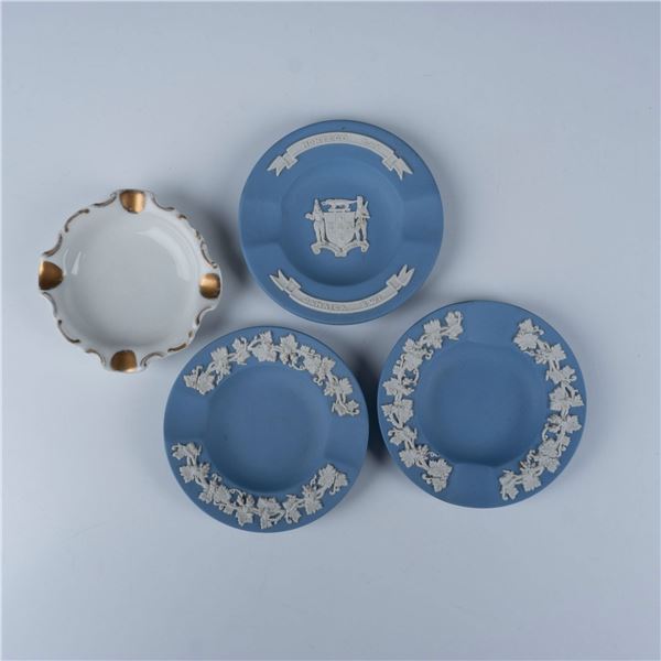 4pc Vintage Wedgwood Jasperware Gerold Porzellan Ashtrays