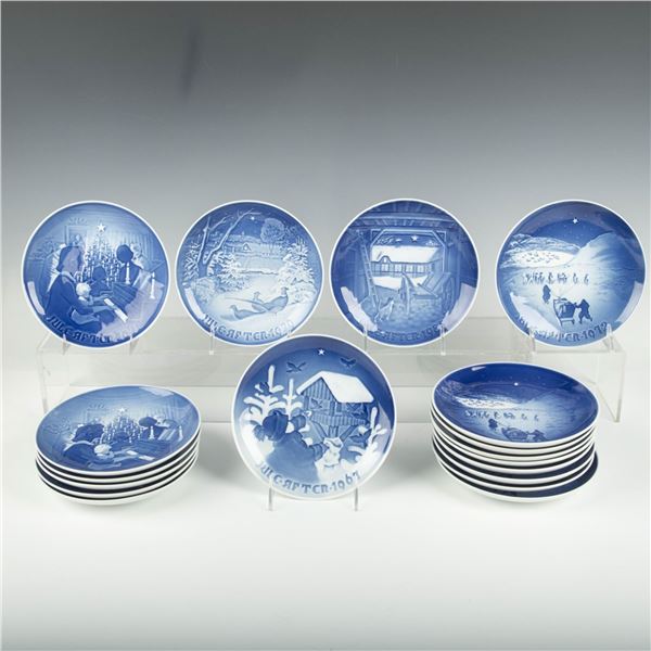 18pc Bing & Grondahl Holidays Porcelain Plates