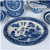 Image 6 : 26pc Blue Willow China Table Ware Grouping