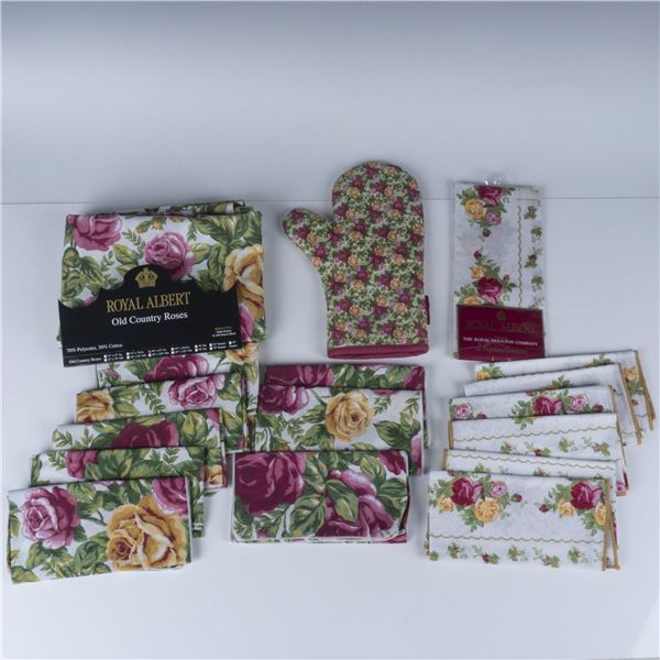 18pc Royal Albert Old Country Roses Textile Grouping