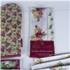 Image 3 : 18pc Royal Albert Old Country Roses Textile Grouping
