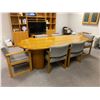 Image 4 : Solid Oak conference table w/ 8 chairs - 96x42x29"