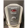 Image 2 : Seville Classics stand up floor fan (Floor fan  - Tested & Wor