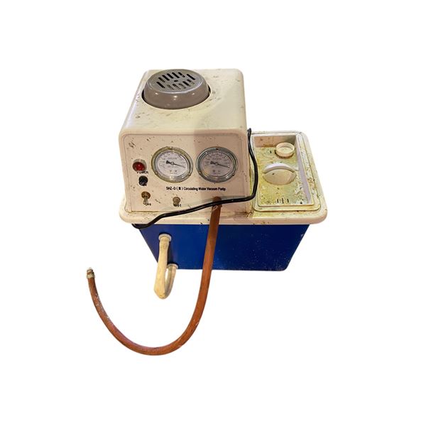 Circulating water vacuum pump