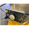 Image 2 : Group - Misc. stirring heating mantles w/ stir controllers