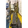 Image 3 : Metal rolling stand up dolly