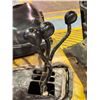 Image 8 : Yale type LP forklift with 2 propane tanks working